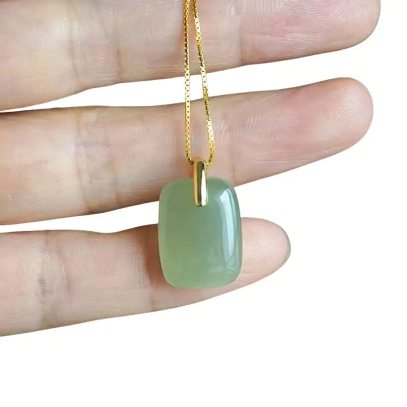 collier Jade "Sérénité Carrée", cadeau de lithothérapie femme et homme